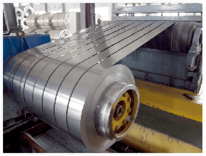 Imported longitudinal slitting machine from Japan